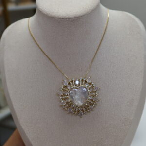 Sagrado corazon necklace