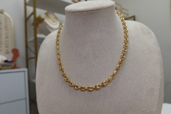 Gucci chocker 2